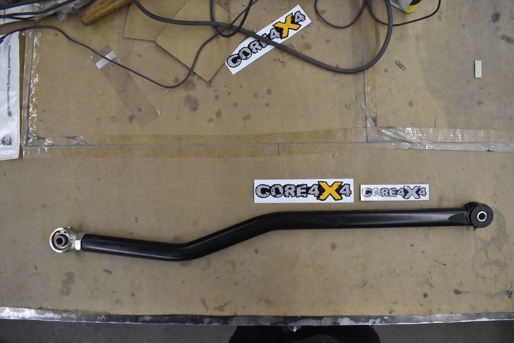 JL/JLU Camp Series Front Trackbar *Blemished*