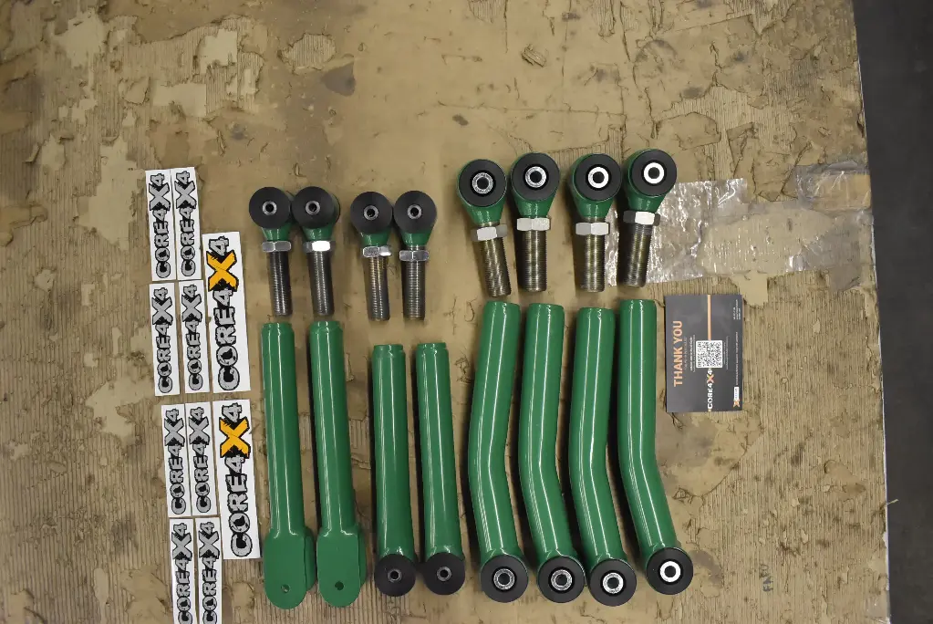 TJ/LJ Cruise Series Complete Set Control Arms *Blemished*